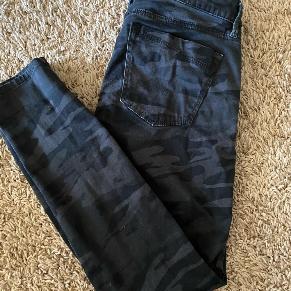 Camo pants
